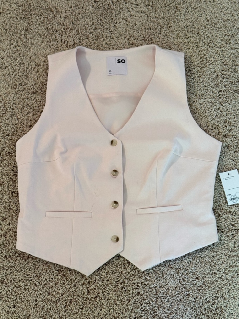 Light Pink Out of Office Sleeveless Vest. Size XL. 4 Buttons. New with Tags.